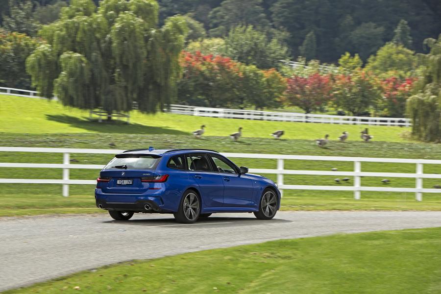  BMW 330i Touring M Sport (G21) 2020 года  (AU) (фото 8 из 22)